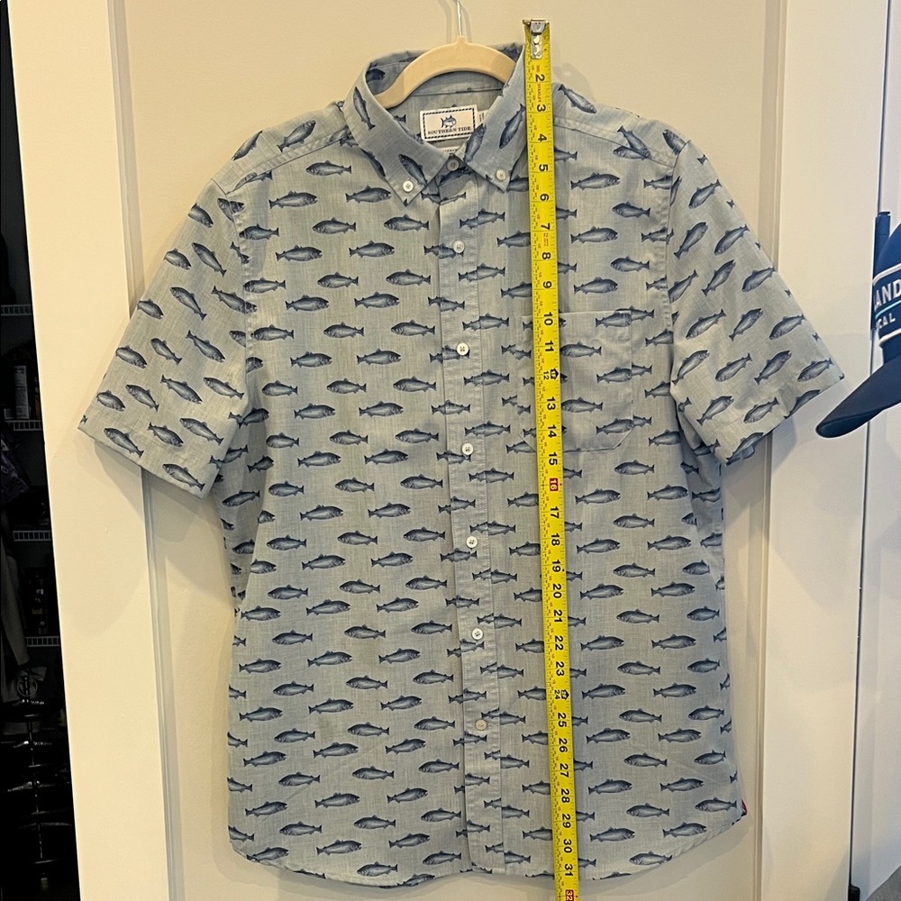 Southern Tide Blue Fish Pattern Performance button down - Picture 6 of 8